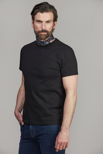 CLASSIC TEE