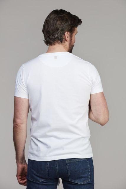 CLASSIC TEE