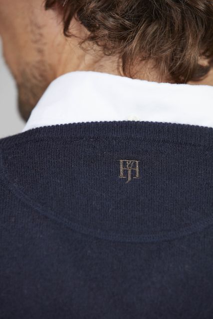 GEELONG V-NECK SLIPOVER