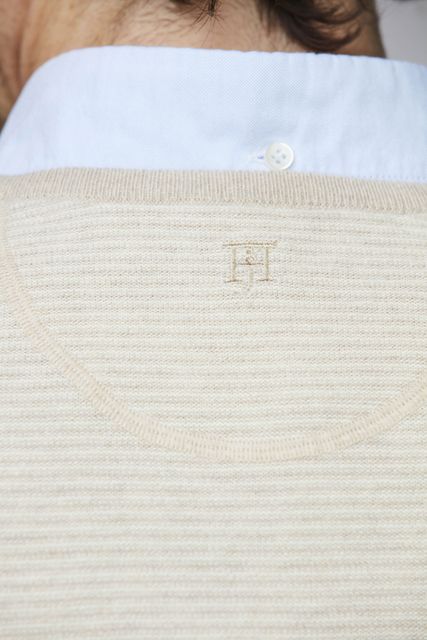 CREW NECK MICRO STRIPE KNIT