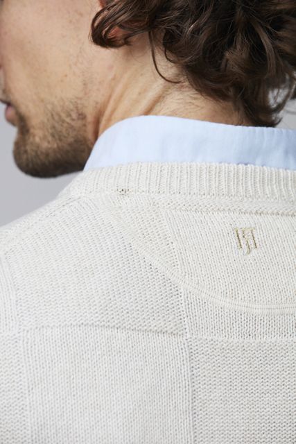 FLAXEN SOLID CHECK KNIT