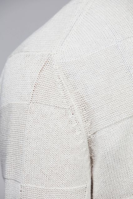 FLAXEN SOLID CHECK KNIT