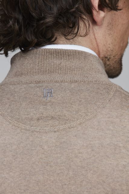 MERINO TURTLE NECK KNIT