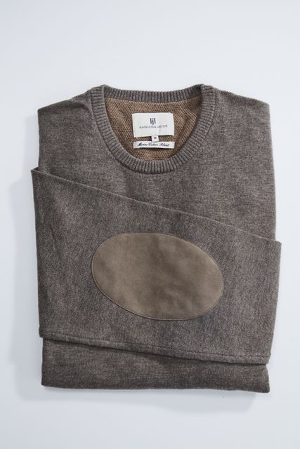 CREW NECK SWEATER