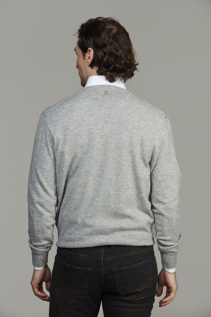 Geelong V-neck Sweater