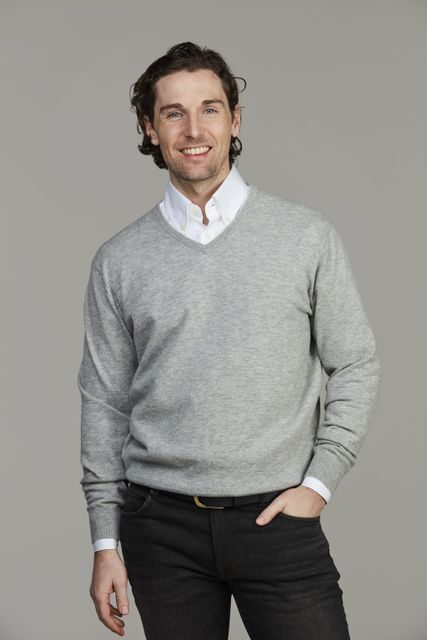 Geelong V-neck Sweater