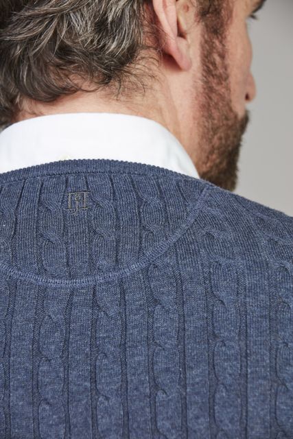 Crew Neck Cable Knit