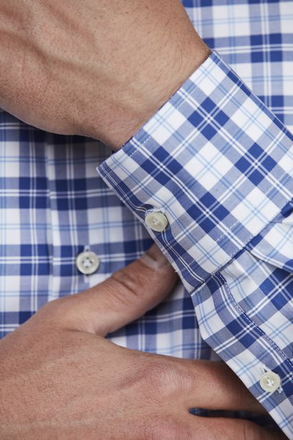 CLASSIC CUT AWAY SHIRT