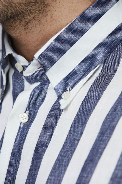 MISTER WIDE STRIPE SHIRT