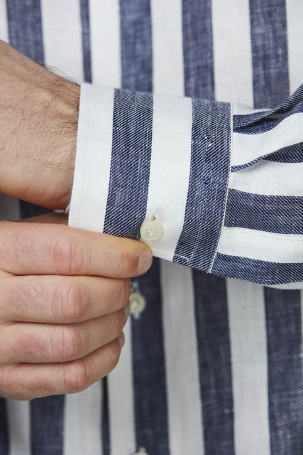 MISTER WIDE STRIPE SHIRT