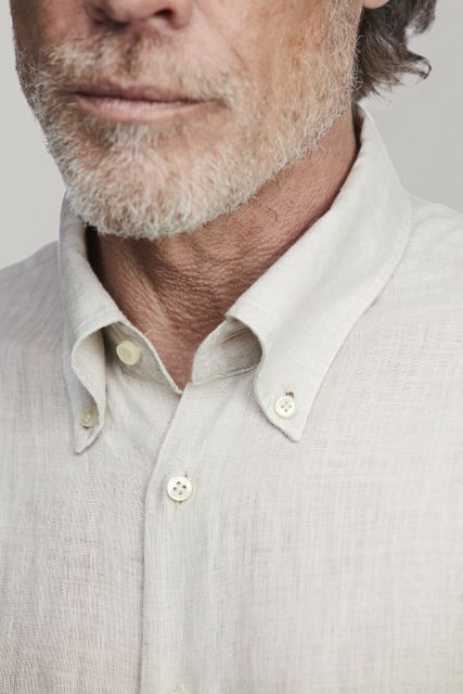 LINEN SHIRT BUTTON DOWN