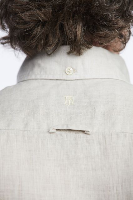 LINEN SHIRT BUTTON DOWN
