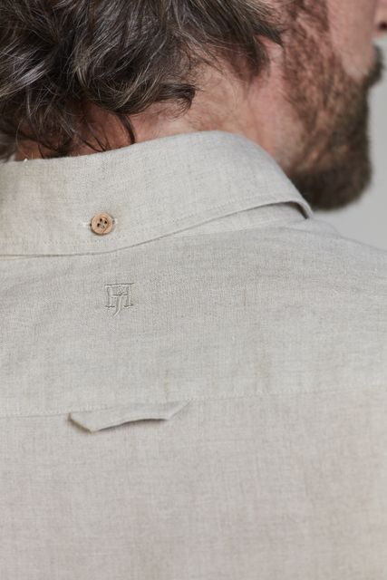 Classic Linen Shirt