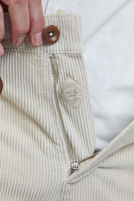 Washed 8W Cord Shorts