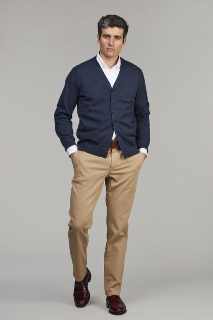 CLASSIC CHINO UNIVERSAL TWILL DARK BEIGE
