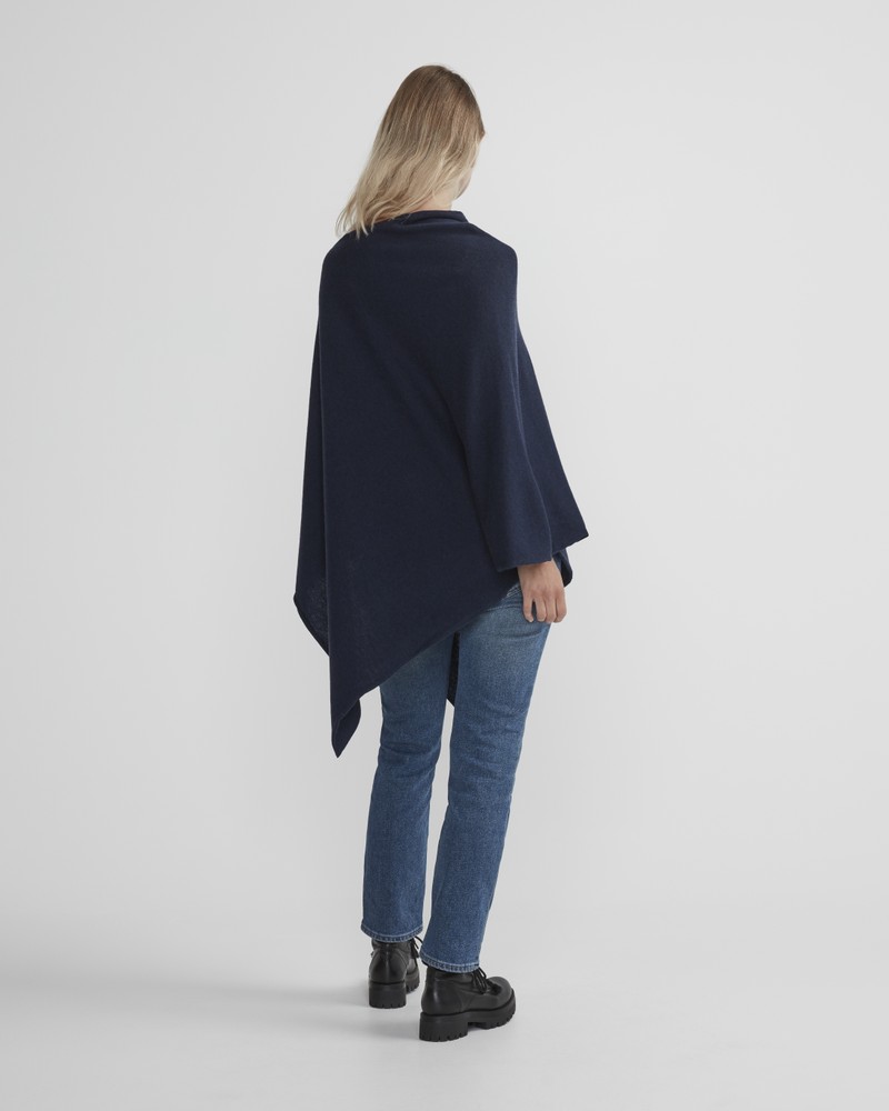 Sofie Poncho Navy