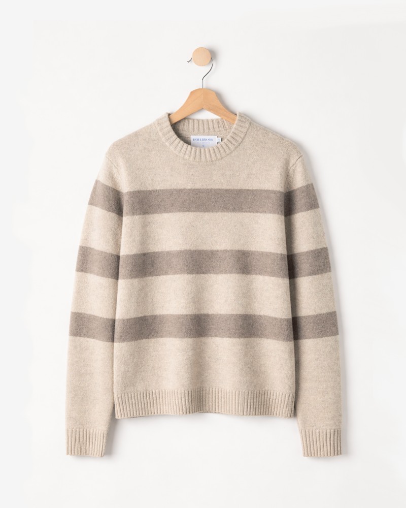 Charles Crew Creme/Walnut