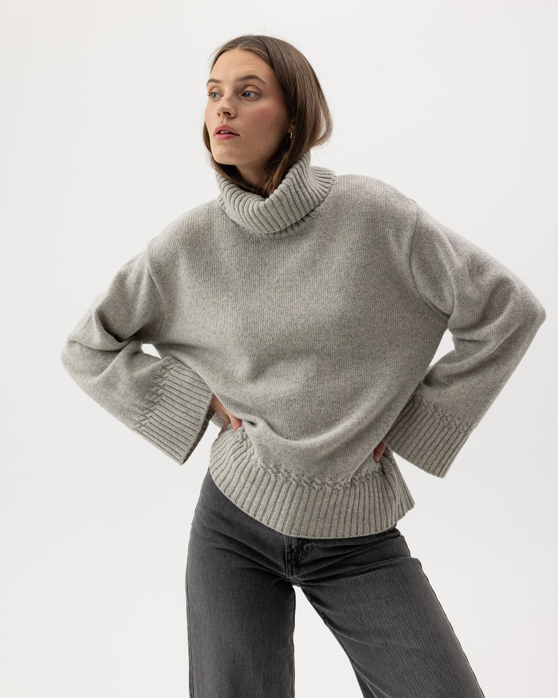 Christine Rollneck Light Grey Mel.