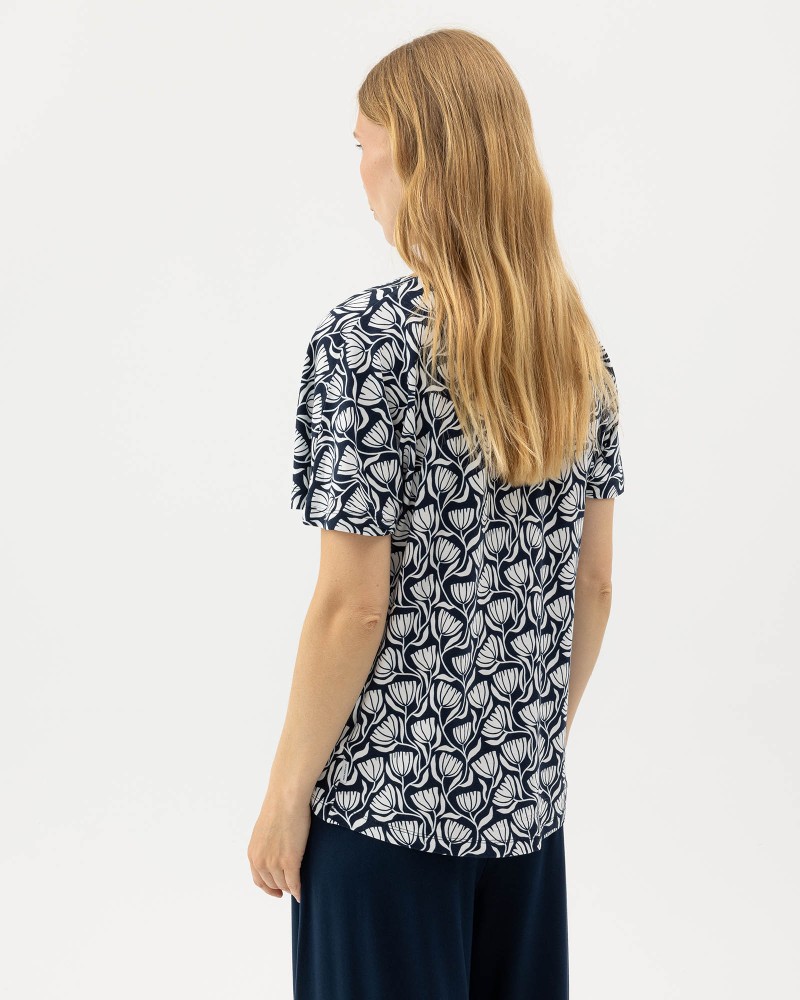 Ellen V-neck Top Navy (pattern)