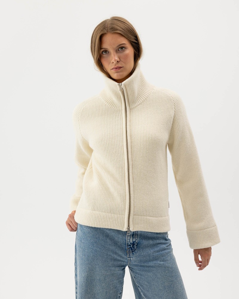 Essie Fullzip WP Whisper White