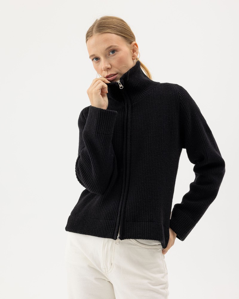 Essie Fullzip WP Black