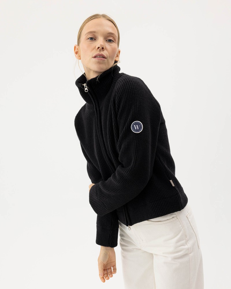 Essie Fullzip WP Black