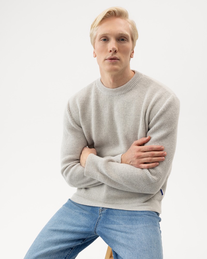 Harry Crew Light Grey Mel.