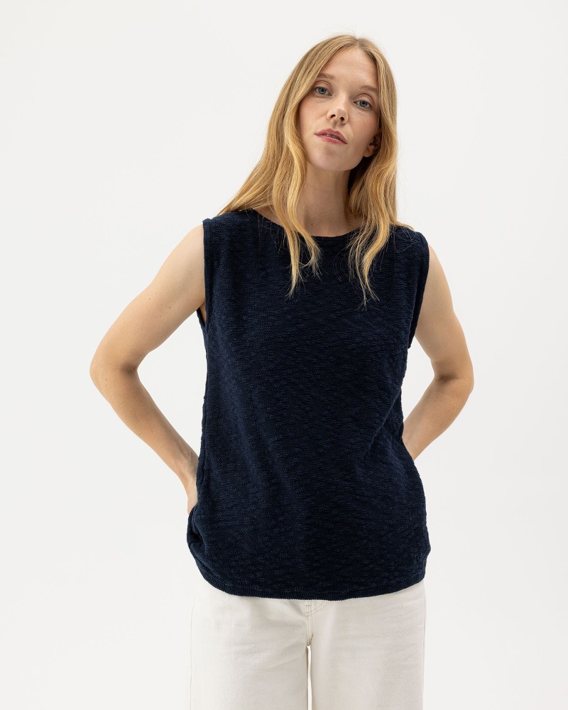 Juni Vest Navy