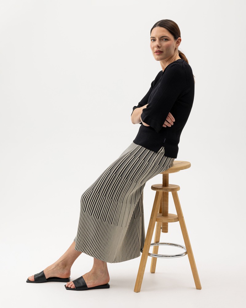 Mallan Skirt Sand/Black