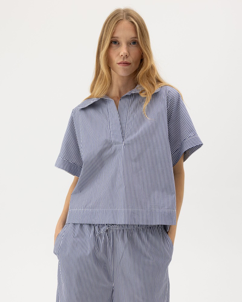 Marie Pop Over Top Navy/White