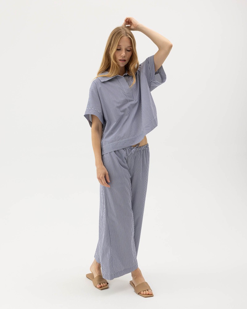 Marie Pop Over Top Navy/White