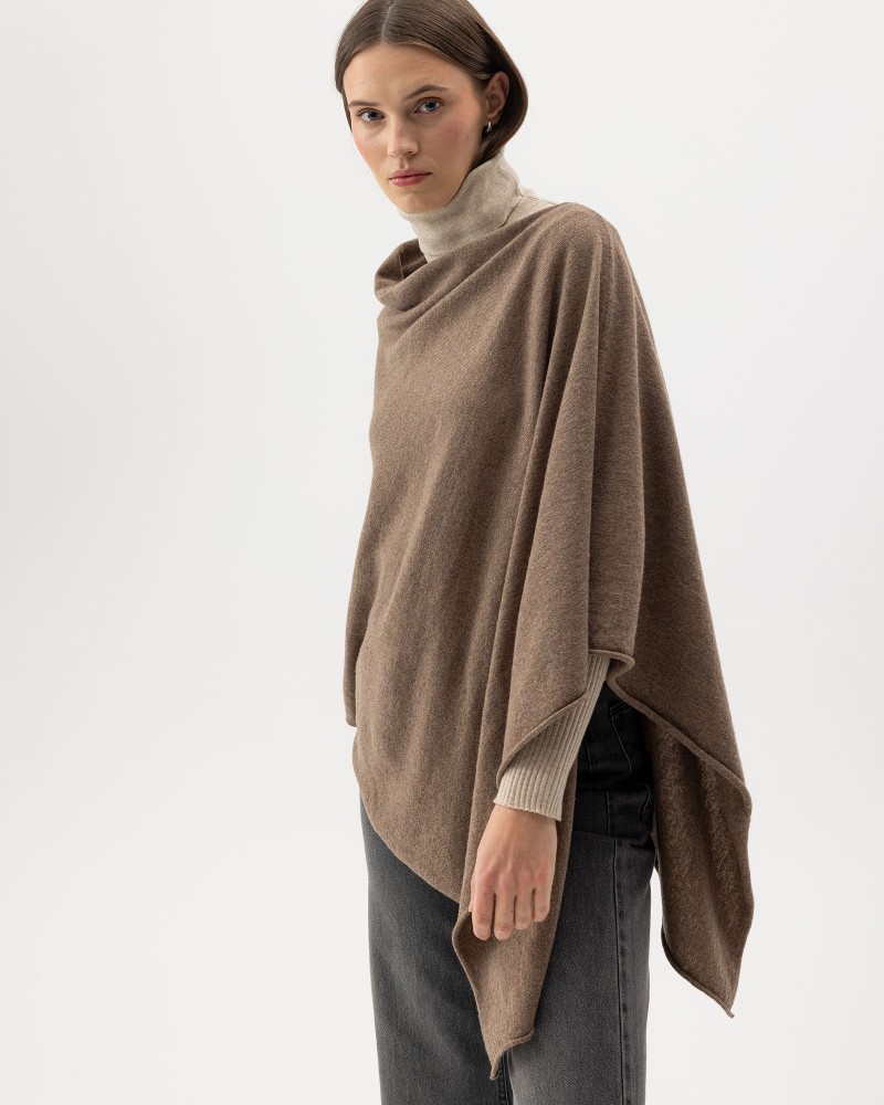 Sofie Poncho Oak Mel.