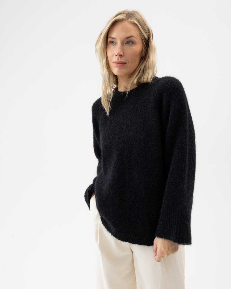 Tindra Sweater Tindra Sweater Black