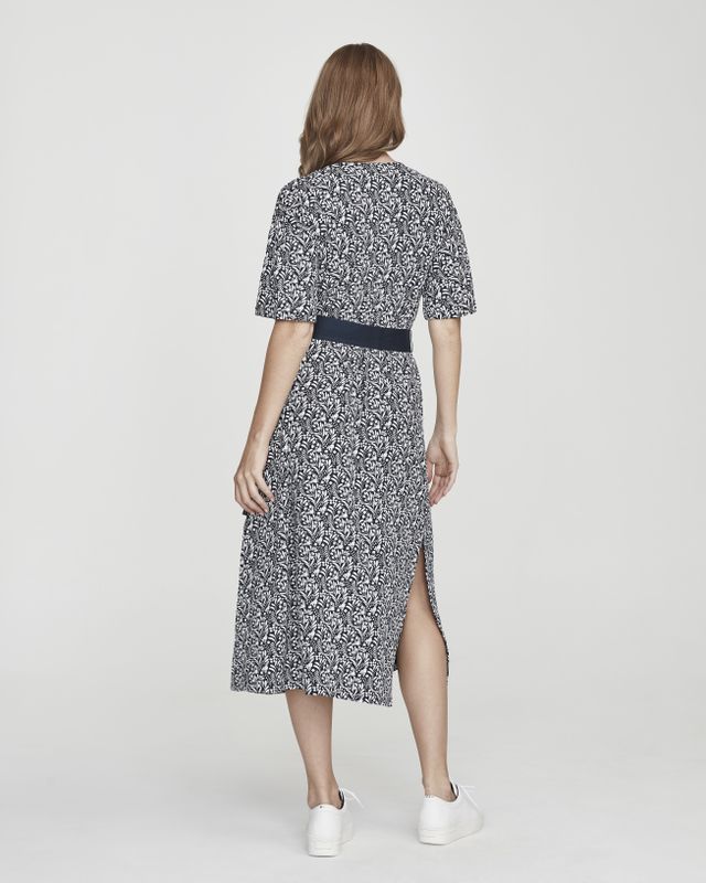 Kajsa Slit Dress