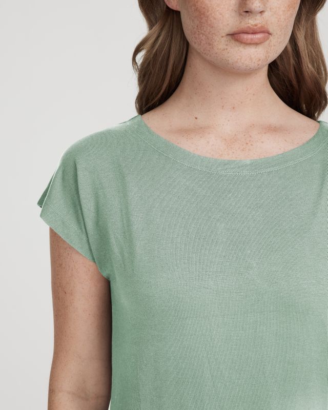 Alice Capsleeve