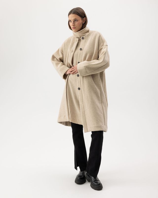Anne Coat