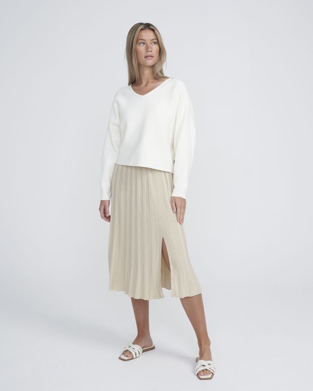 Barbro V-neck