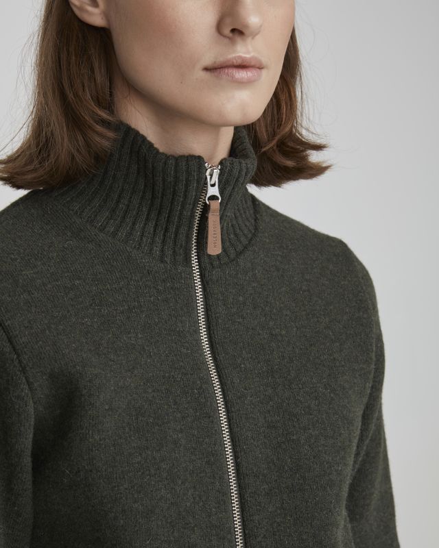 Claire Fullzip WP