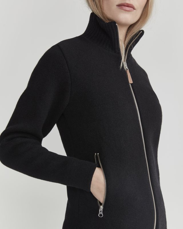 Claire Fullzip WP