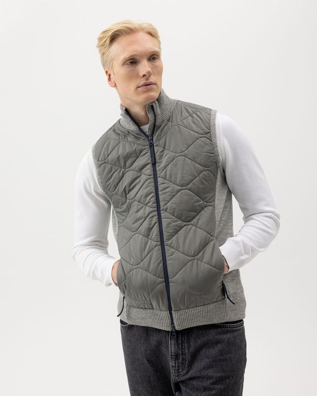 Conny Vest WP