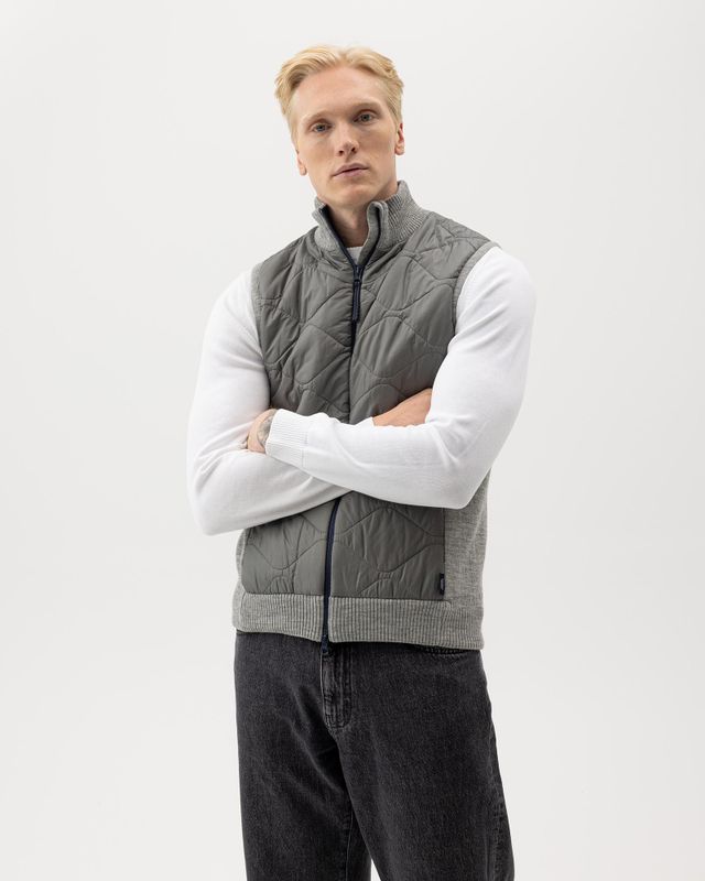 Conny Vest WP