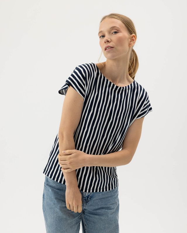 Ellen Capsleeve