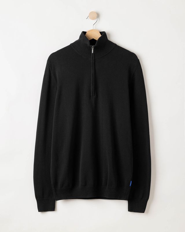 Holger T-neck