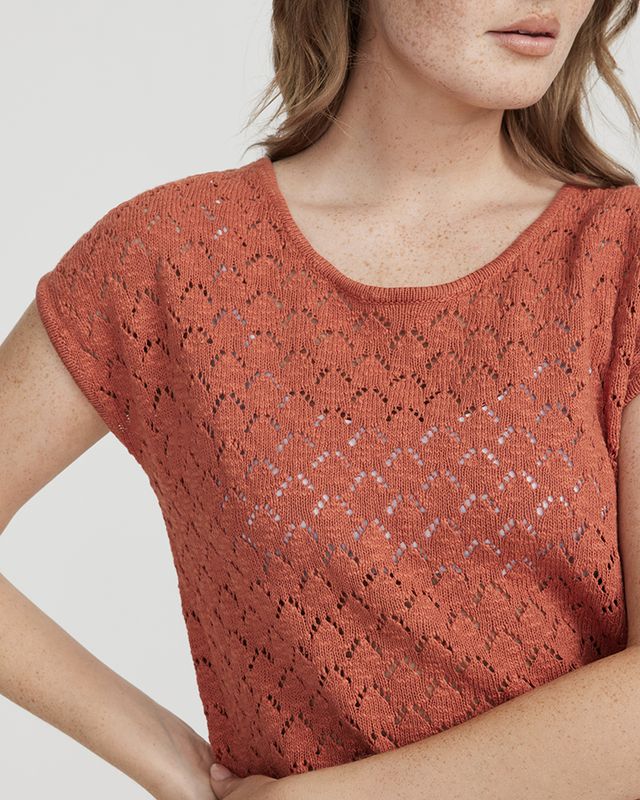 Jonna Capsleeve