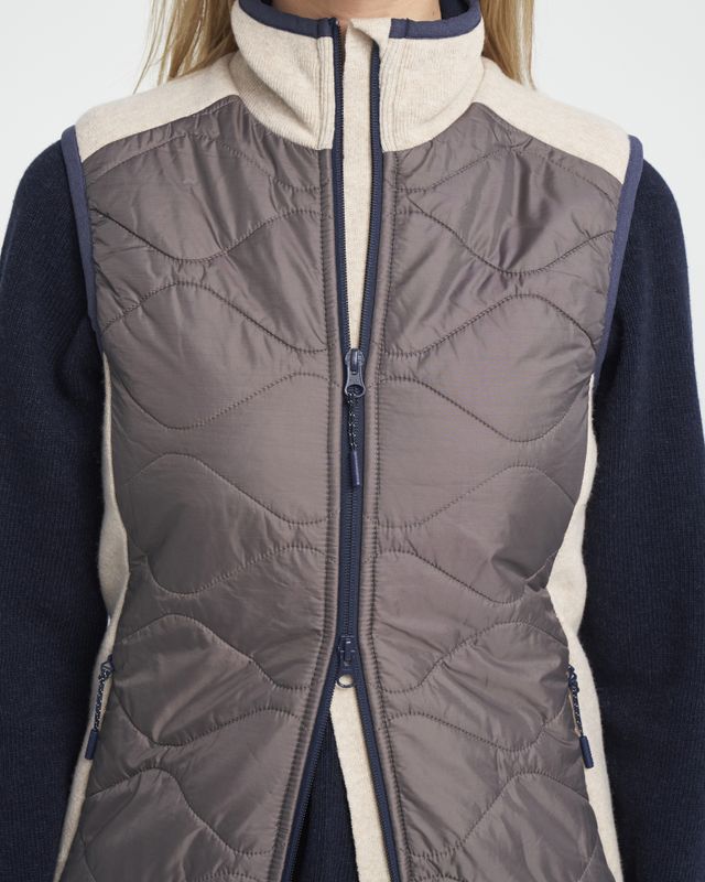 Rakel Vest WP