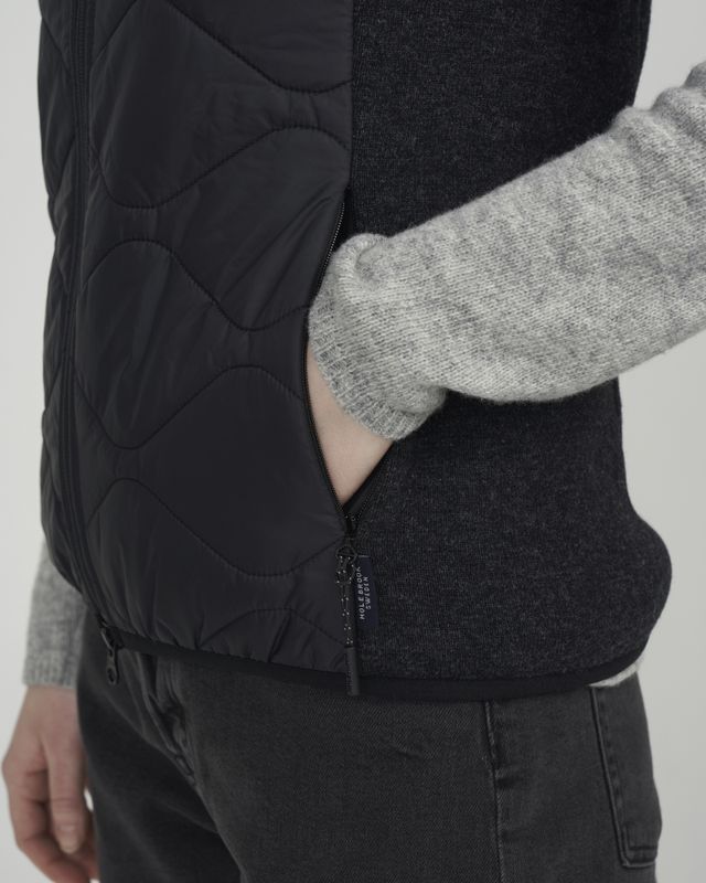 Rakel Vest WP