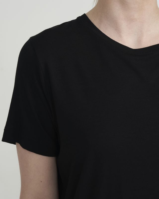 Sanne Tee