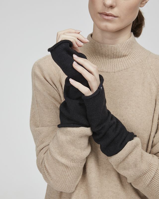 Smögen wristwarmer