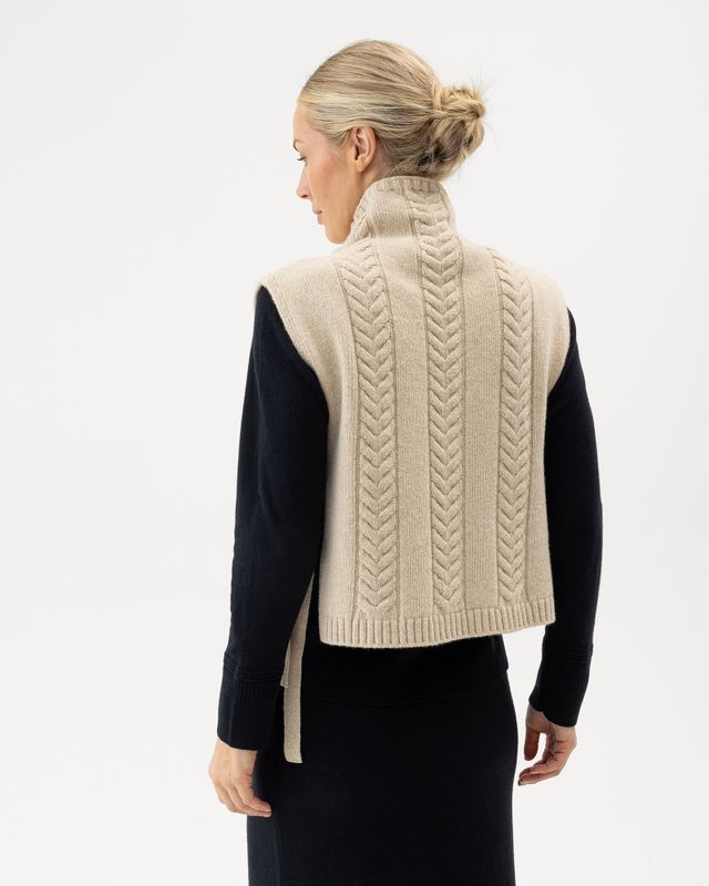 Tolken Bib Collar