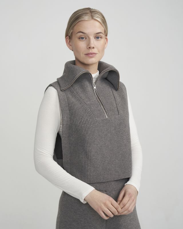 Åsunden Collar Bib